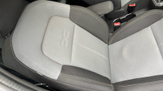 Dacia Jogger 1.6 HEV Extreme 5dr Auto Hybrid Estate